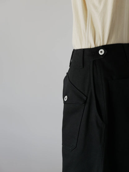 #001 6UNIT TROUSERS