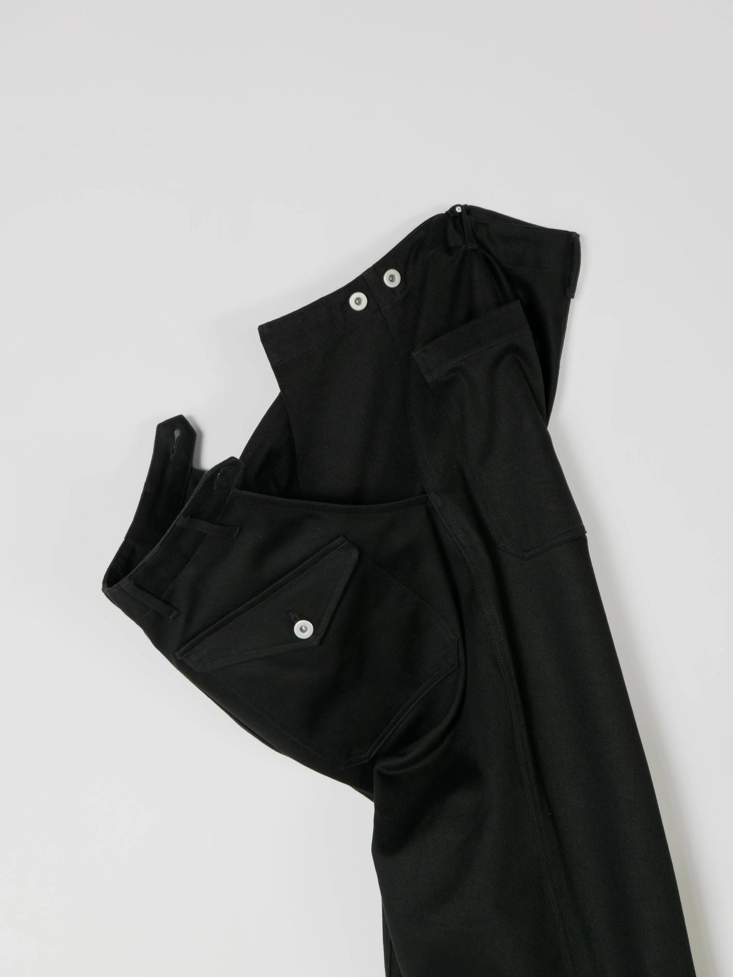#001 6UNIT TROUSERS